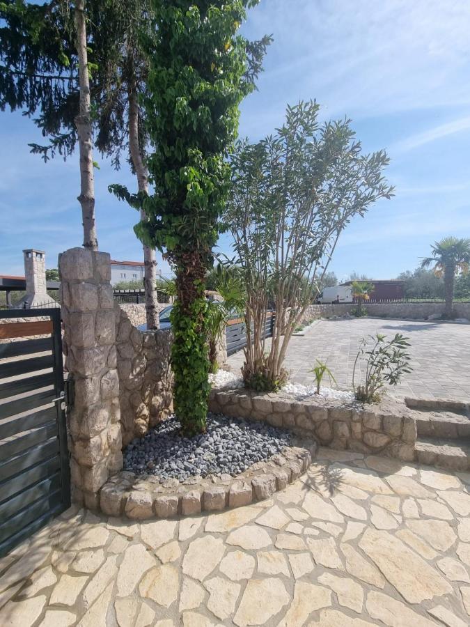 Villa Marta Porat  Exteriör bild